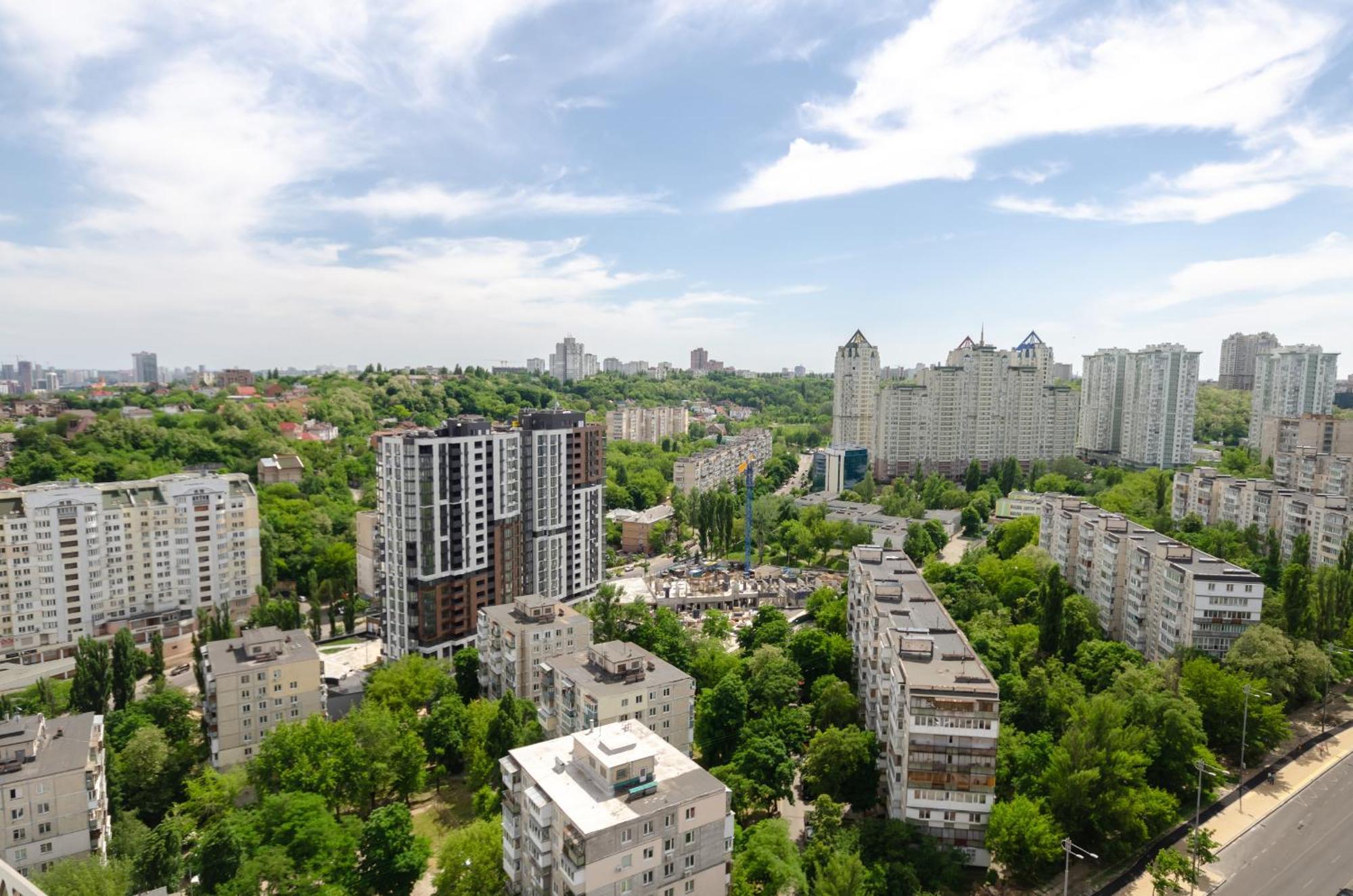 Smart App Near Railway Station Kvartet 3C เคียฟ ภายนอก รูปภาพ